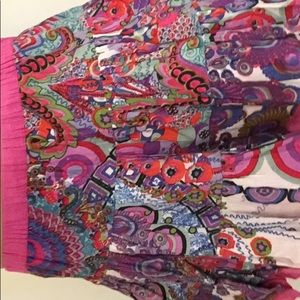 Skirt size 13/14, very colorful